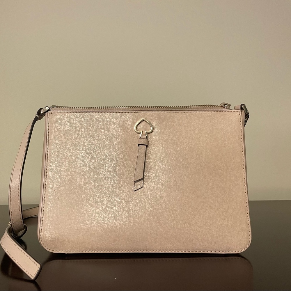 Neutral Kate spade ♠️ cross body